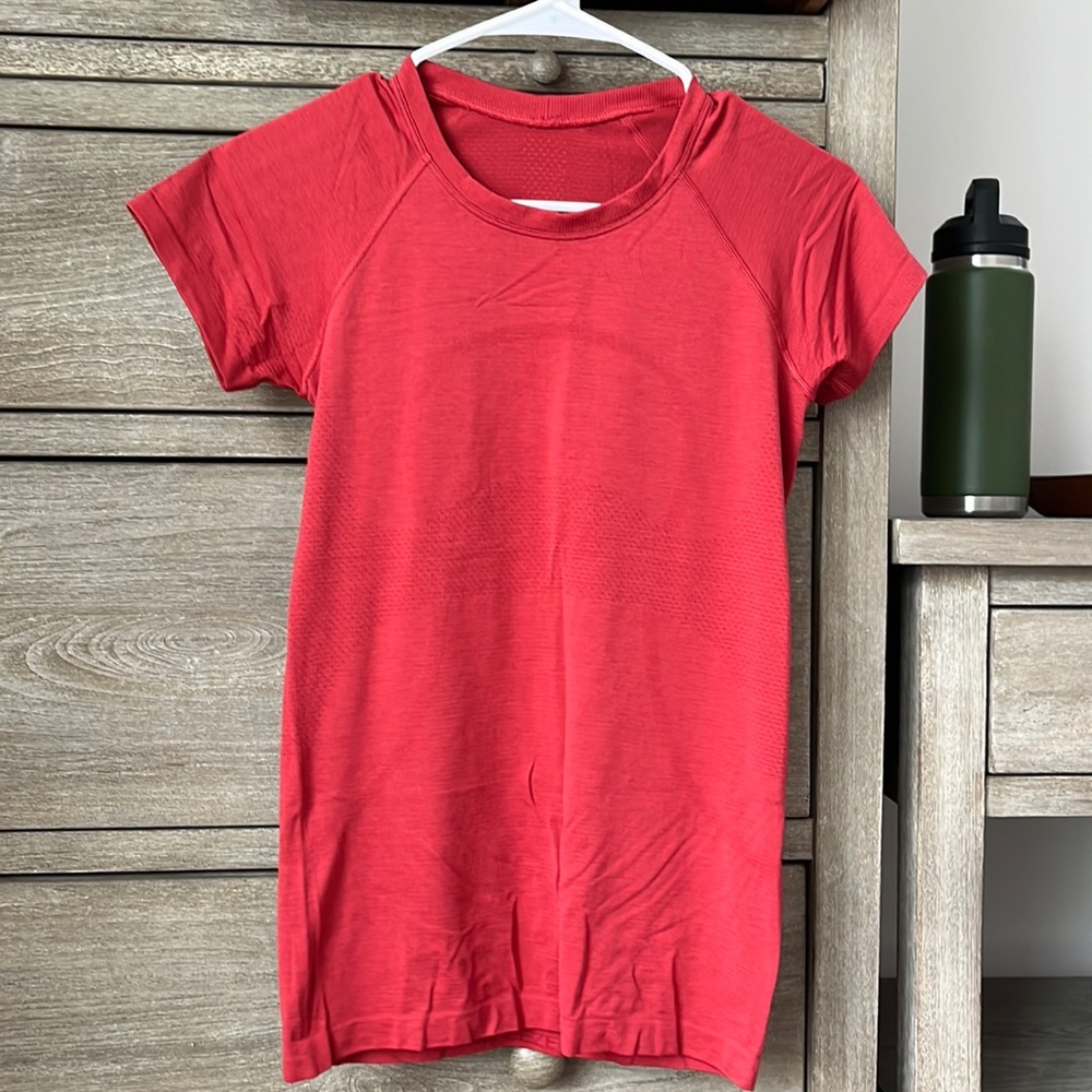 Lululemon swiftly short sleeve